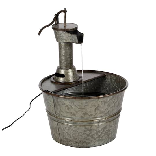 Grey Iron Farmhouse Fountain, 18" x 15" x 17"